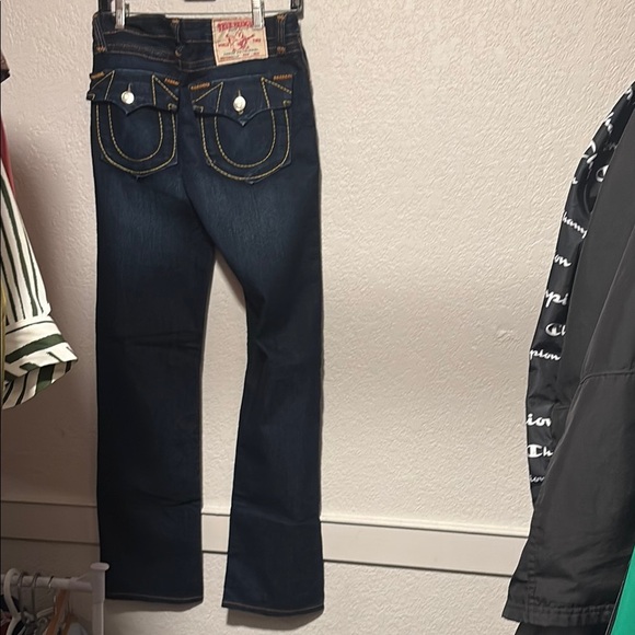 Classic Blue Straight Leg Jeans Timeless Style - Picture 2 of 11